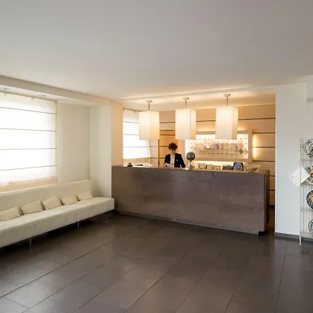 Hotel Da 4*